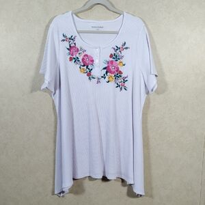 10525 Woman Within white S/S waffle weave embroidered top 22/24